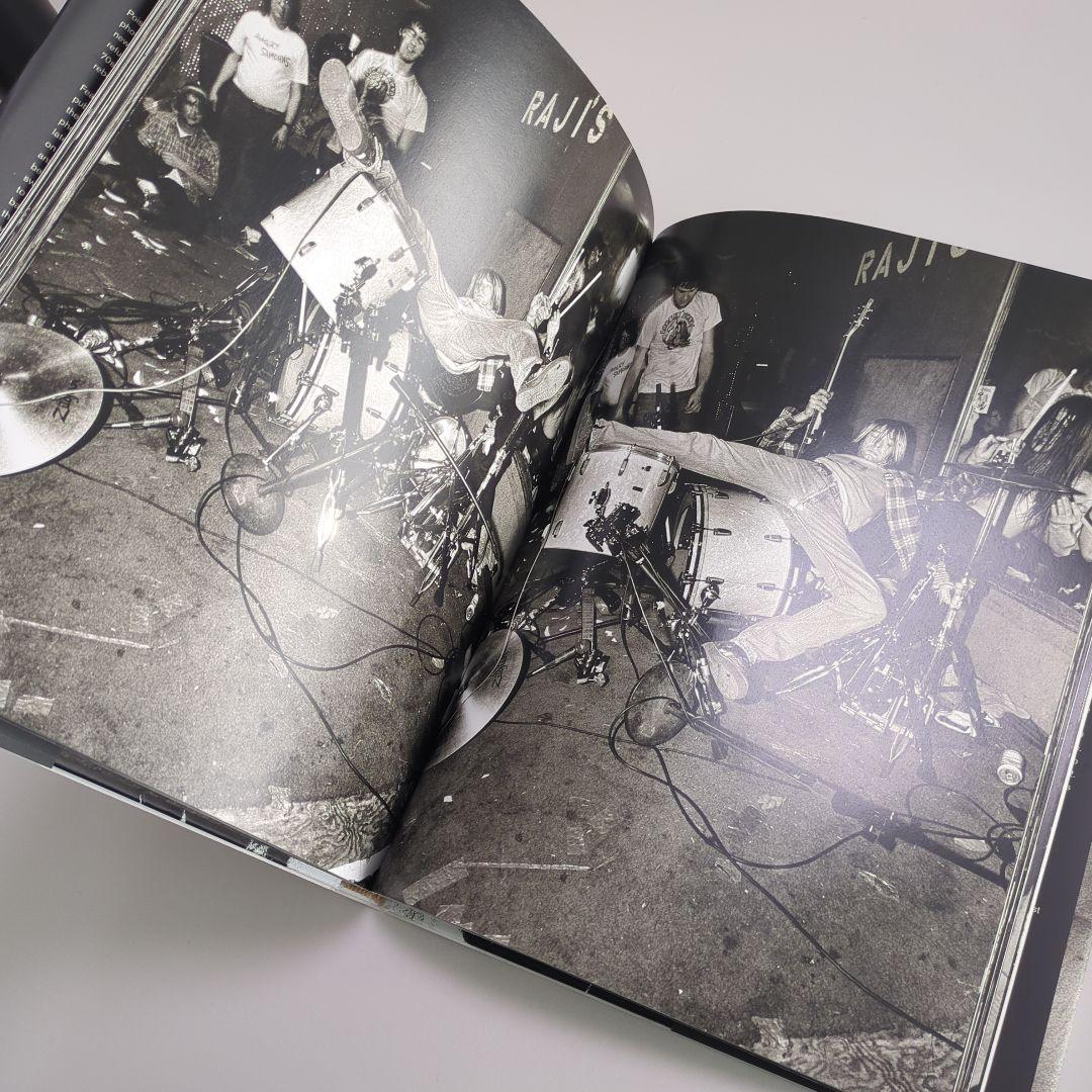 Charles Peterson Touch Me I'm Sick 写真集