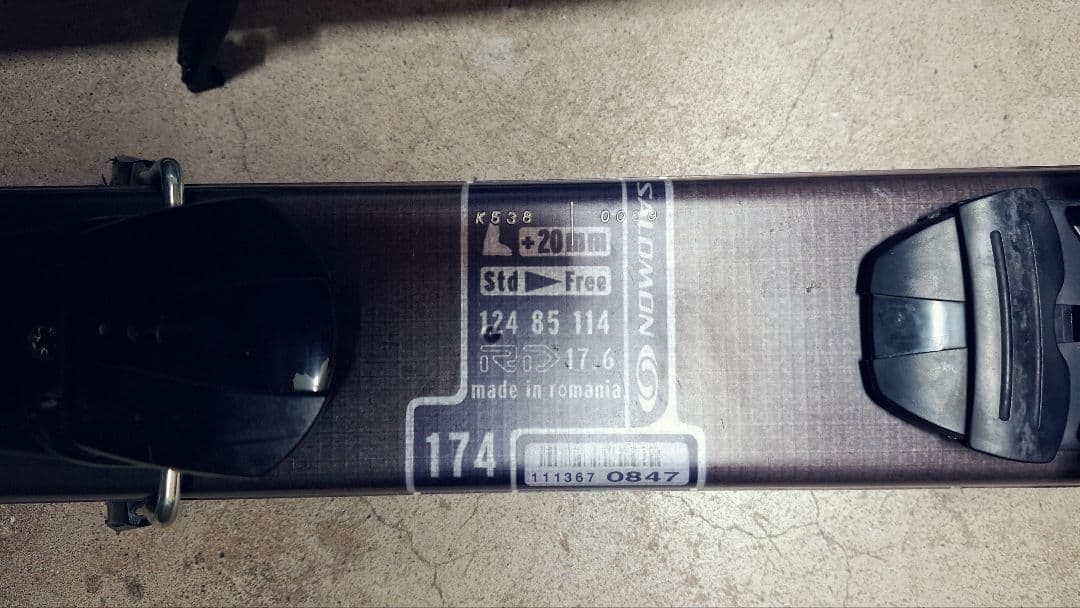 サロモン SALOMON 1080 FOIL174cm フリーライド モーグル