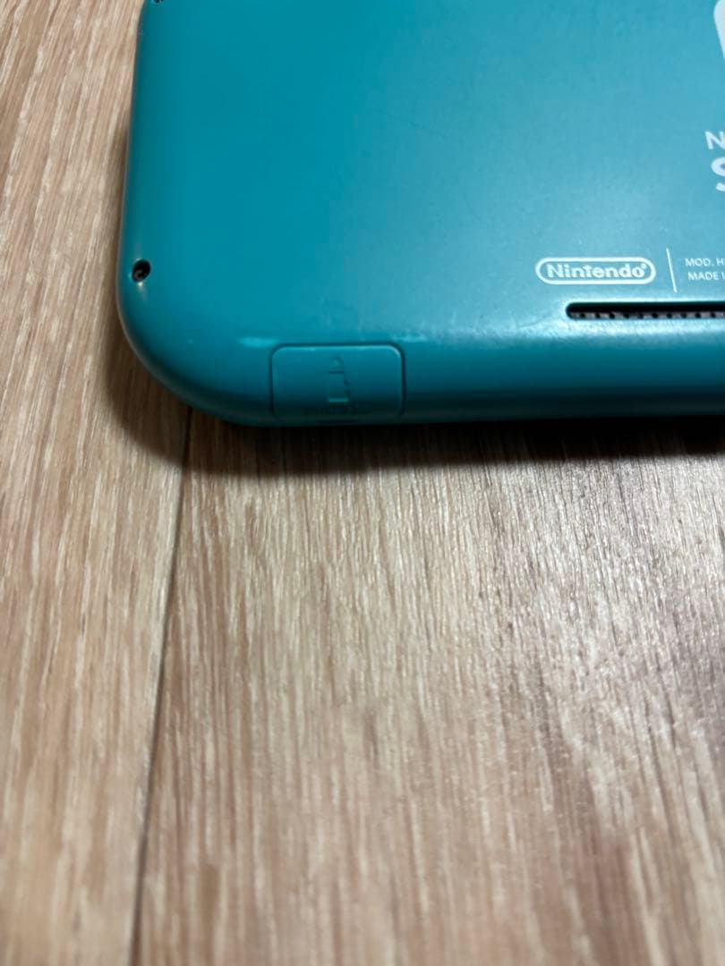 スイッチライト　ターコイズブルー　ジャンク品