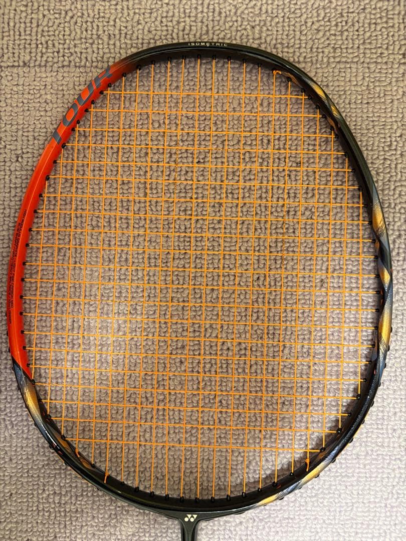 【美品】YONEX ASTROX 77 TOUR 4U5