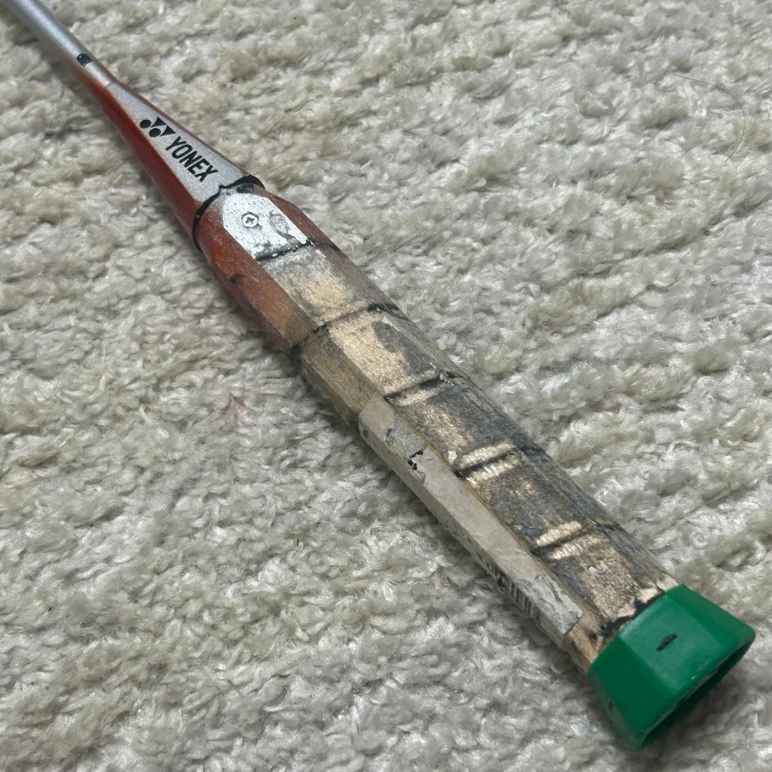 希少　YONEX　ヨネックス　バドミントン　NEWSCARBO　25