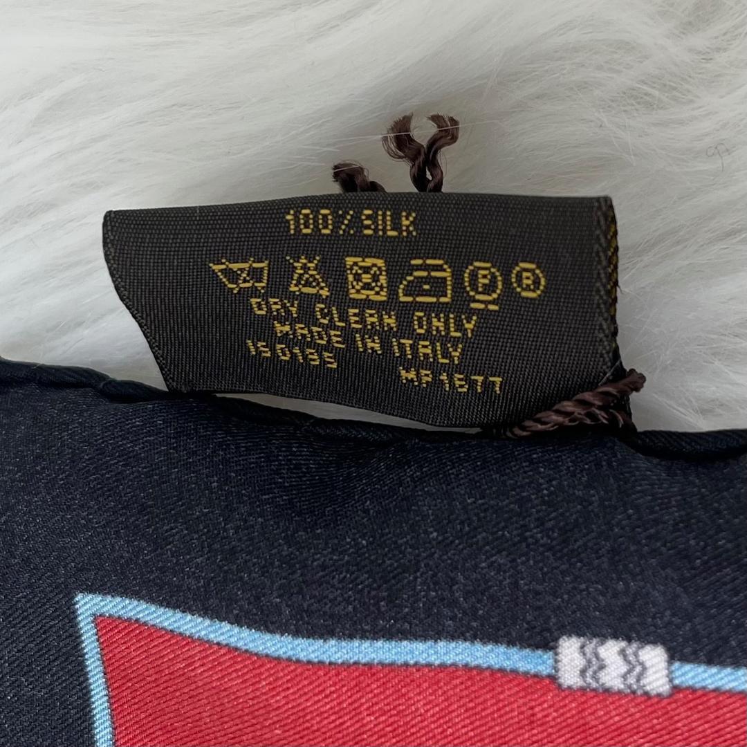 新品タグ付き✨ルイヴィトン　LOUIS VUITTON 　スカーフ　箱付き