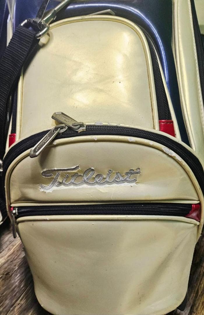きくすけ送料無Titleist 高級エナメル大型キャディバッグトリコロール