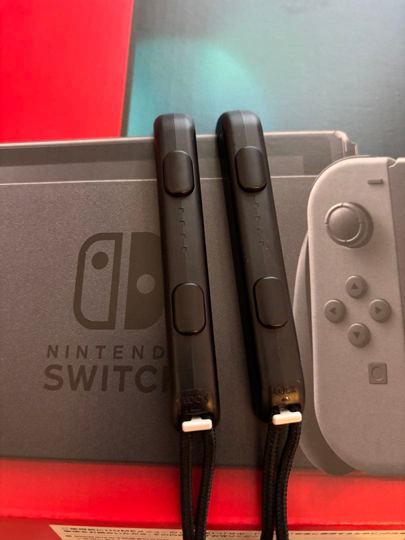 【中古】Nintendo Switch 本体 SDカード付き(256GB)