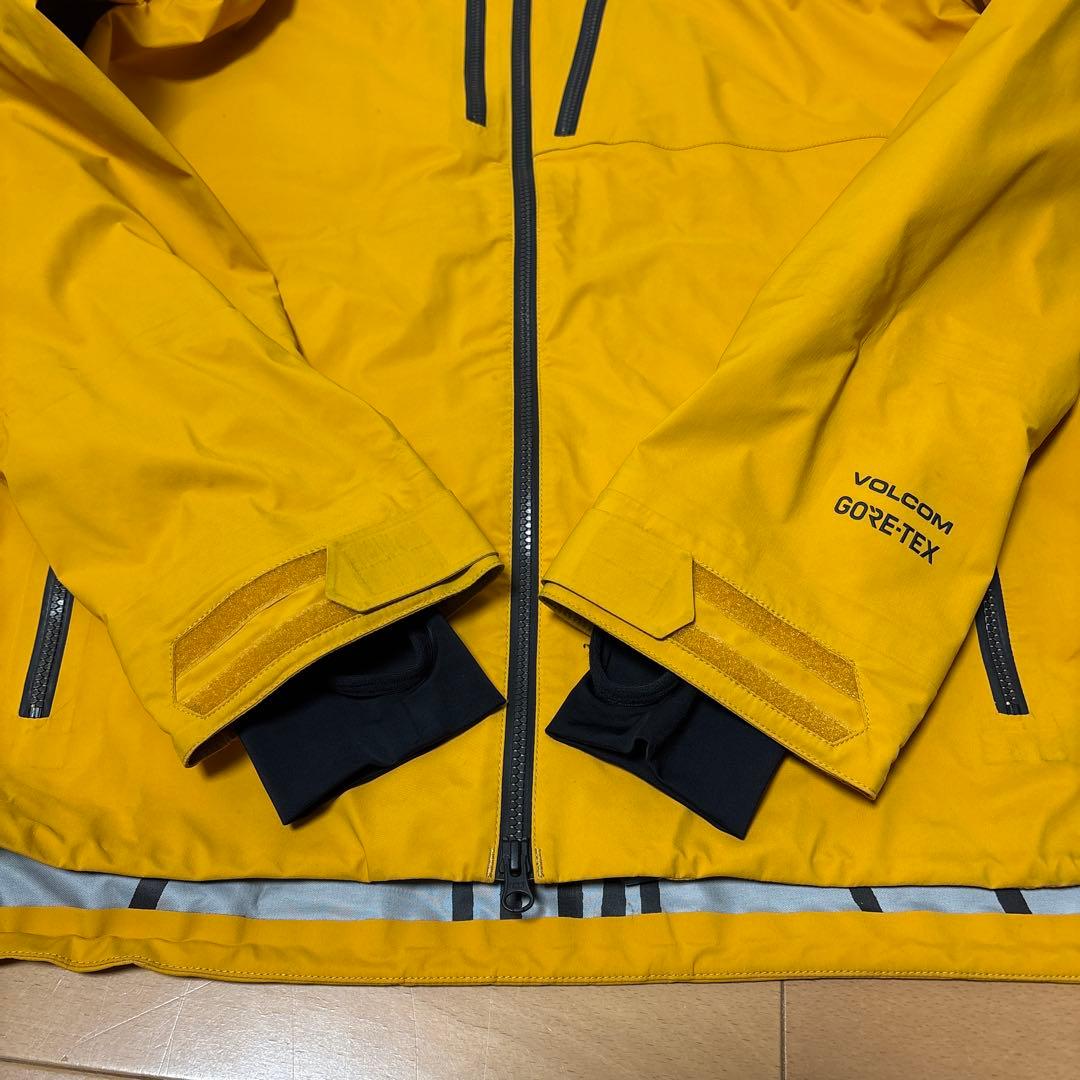 2*6様 美品VOLCOM GORE-TEX ボルコムブライアンイグチ　ウエア上