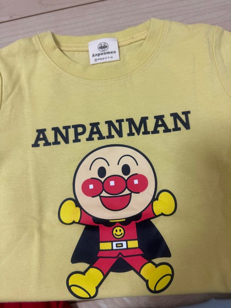 mikky　アンパンマン　長袖Tシャツ7枚＋アイボリートレーナー1枚