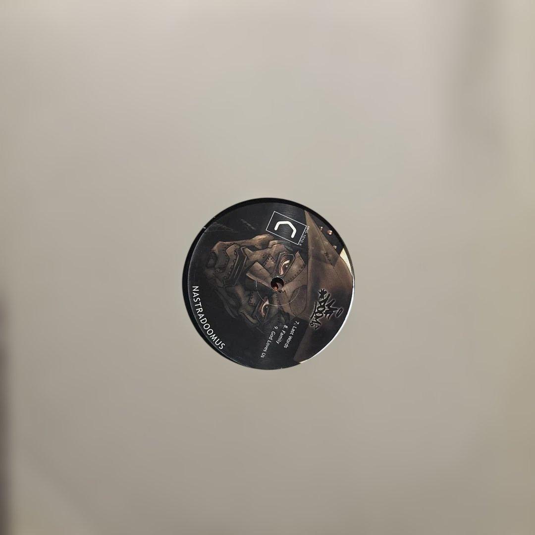 Nastradamus レコード
