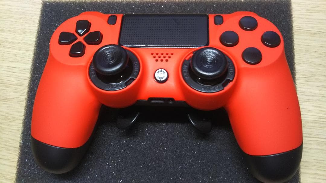 使用少 SCUF INFINITY 4PS PRO 最新グリップ搭載