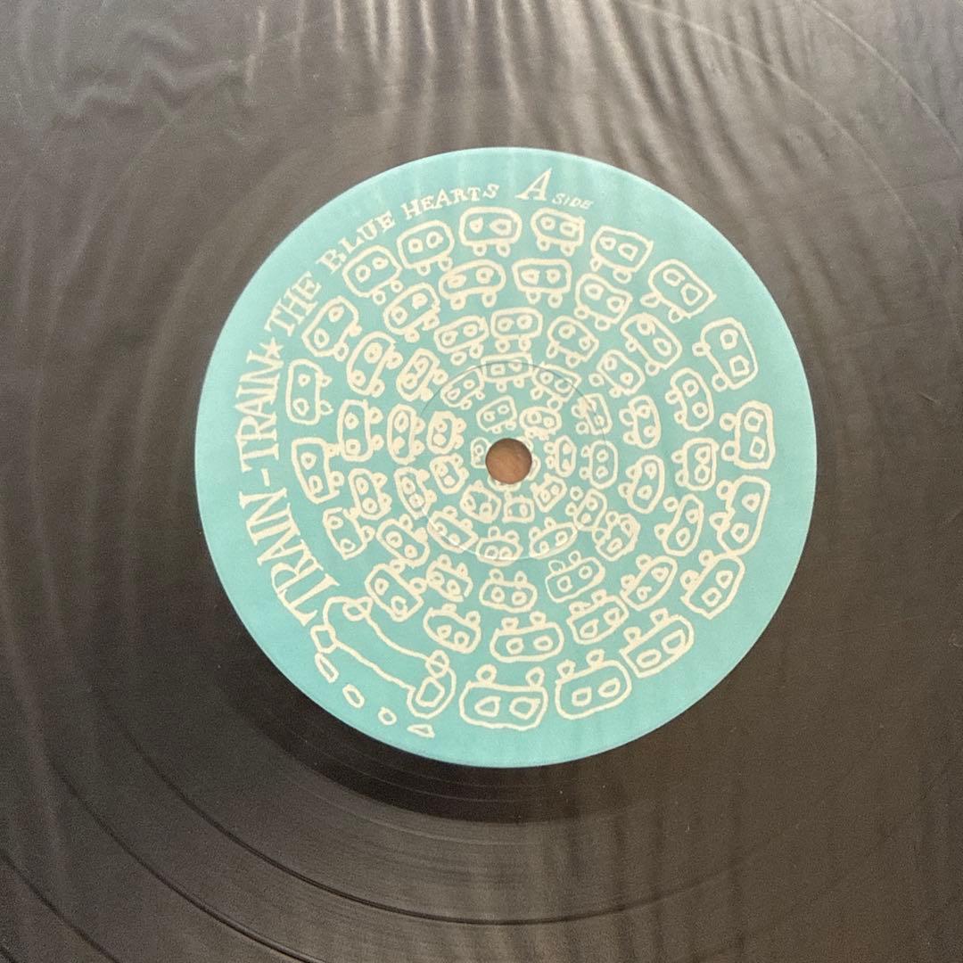 The Blue Hearts – Train-Train