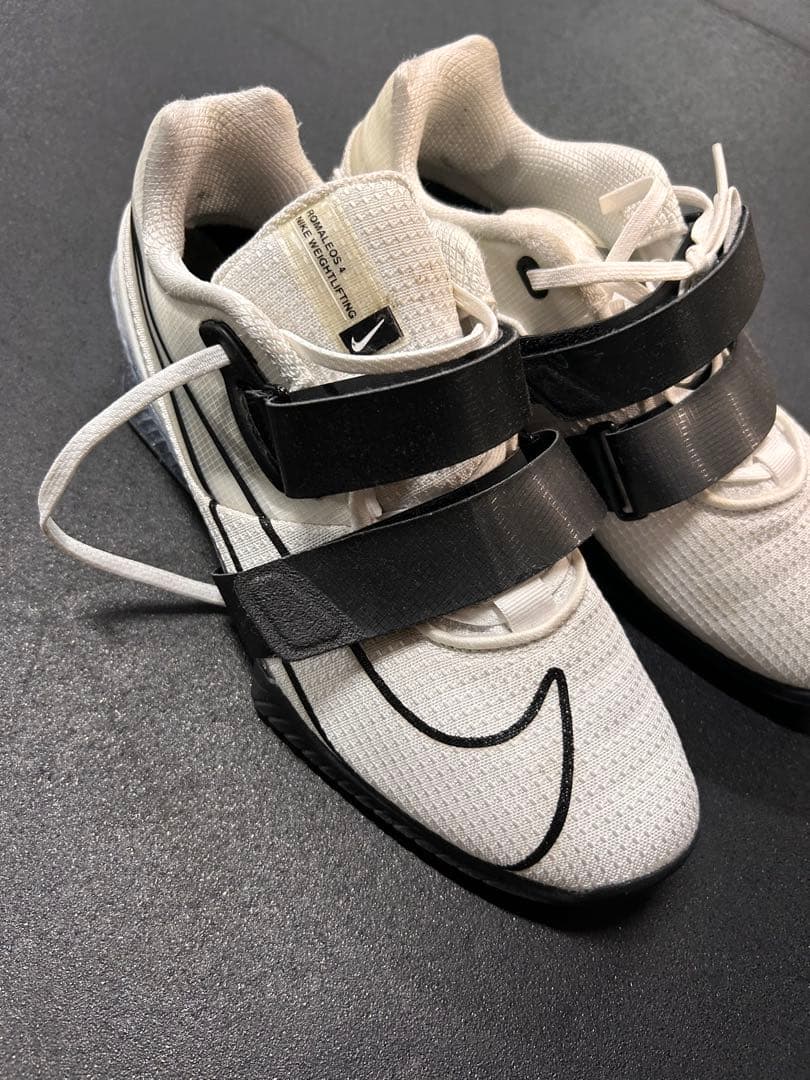 Nike ウエイトトレーニングシューズ ホワイト
