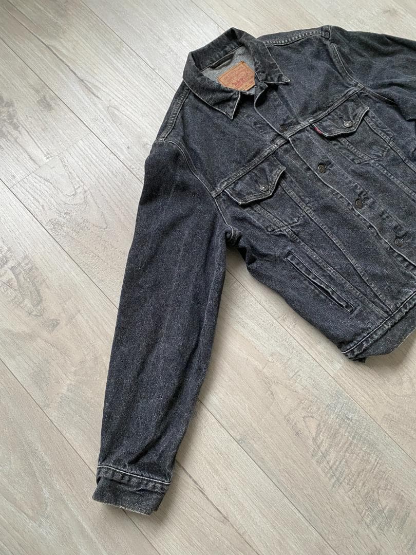 Levi’s 70503 02 先染めブラック サイズL ユーロ製