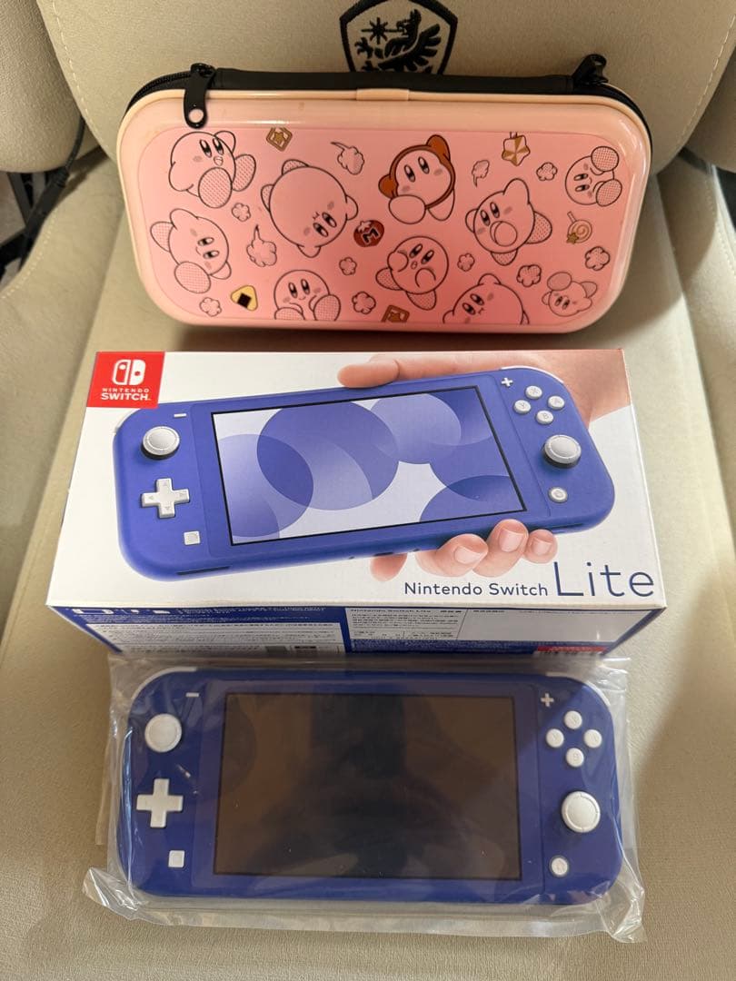 【新品】　Nintendo Switch Lite ブルー 本体　おまけ付き