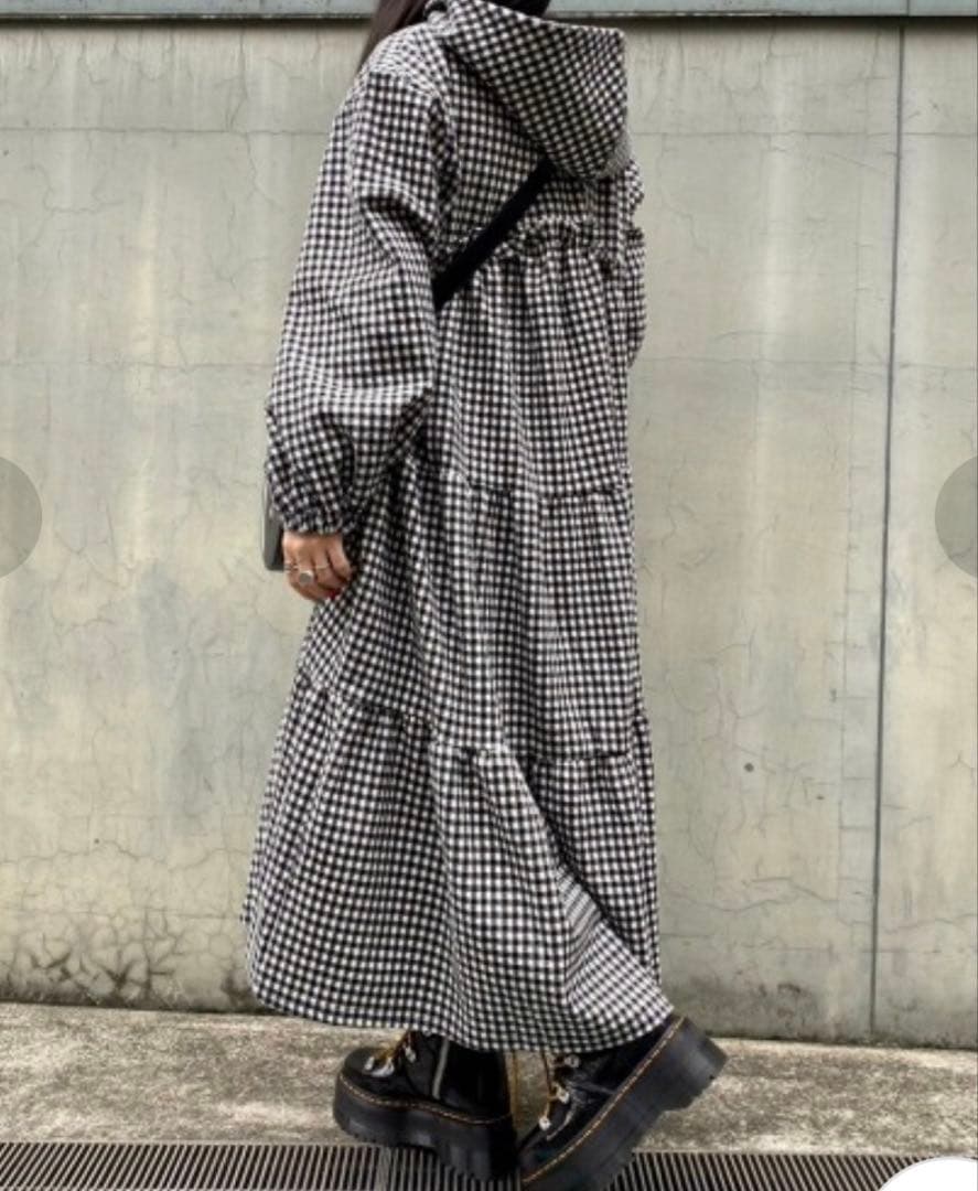 HOLIDAY GINGHAM CHECK TIERED ワンピース　ドレス