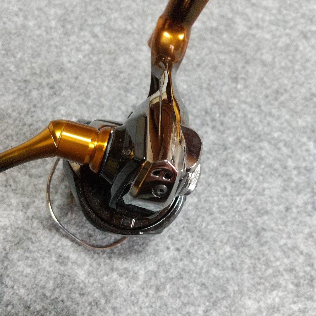 美品 シマノ 18ソアレBB C2000 SSHG