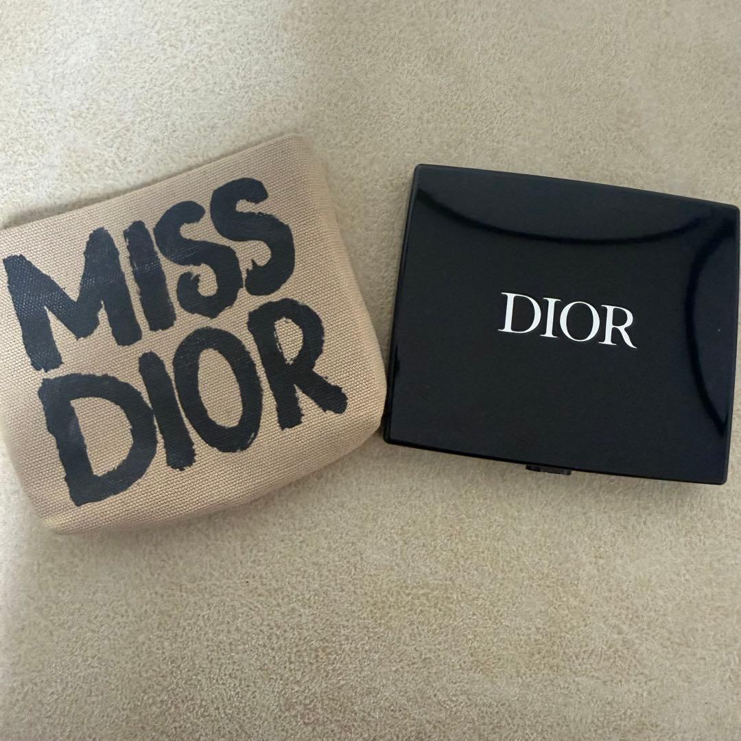 【箱付き】Dior ディオールショウ サンククルール 664 ワイルドベージュ