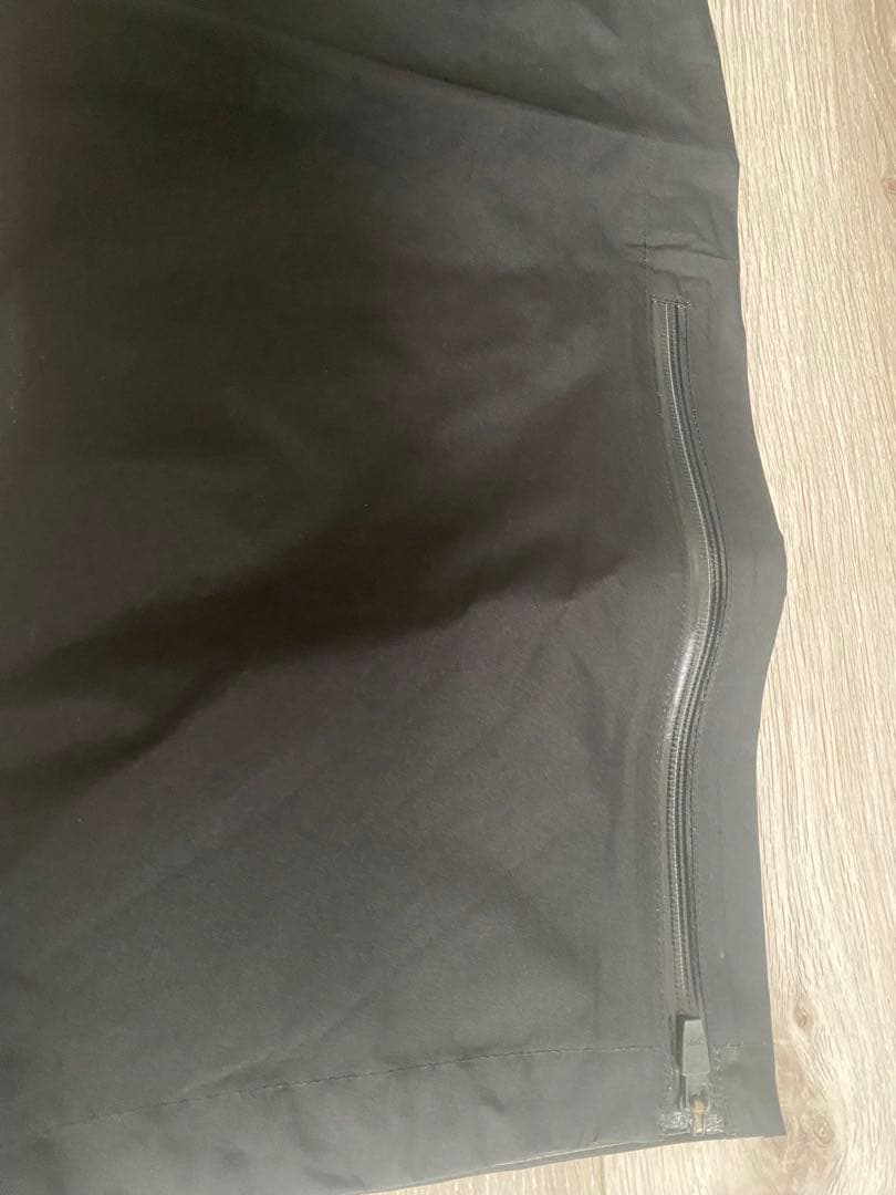中古　試着のみ　Daiwa GORE-TEX レインウェア Lサイズ　上下セット