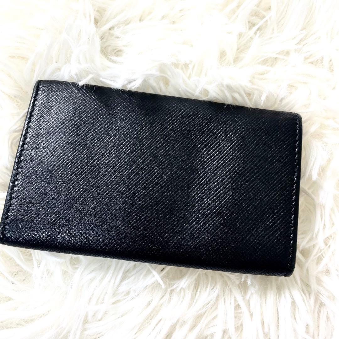 プラダ　PRADA キーケース　キーホルダー　三角ロゴ　三角プレート　ブラック
