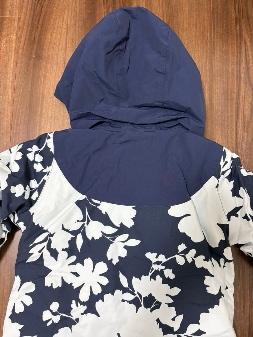 新品　BURTON キッズMサイズ スノーボードウェア上下セット