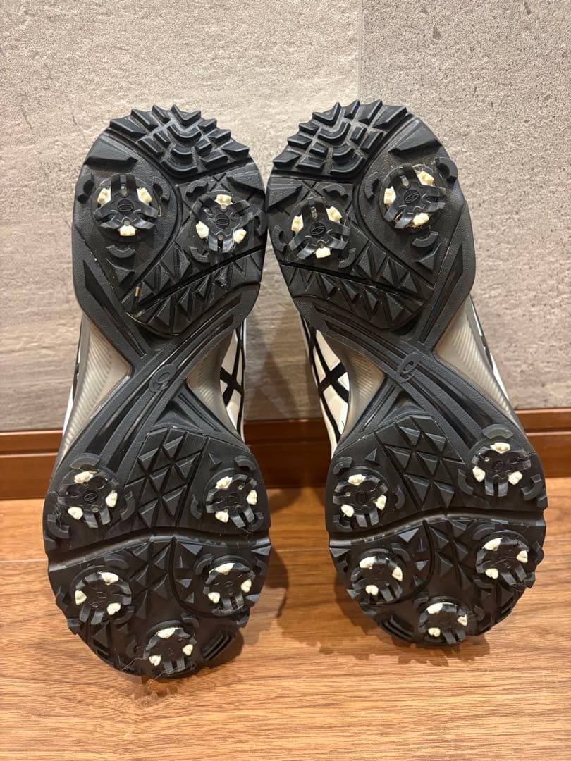 ASICS BOA 1111A229 100 ホワイト×ブラック25.5cm