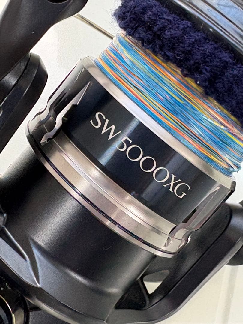 SW 5000XG スピニングリール ブラック