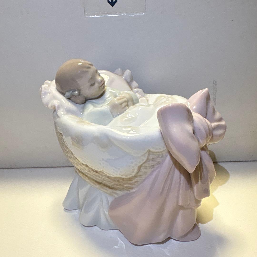 Lladro スイートベイビー　男の子　女の子