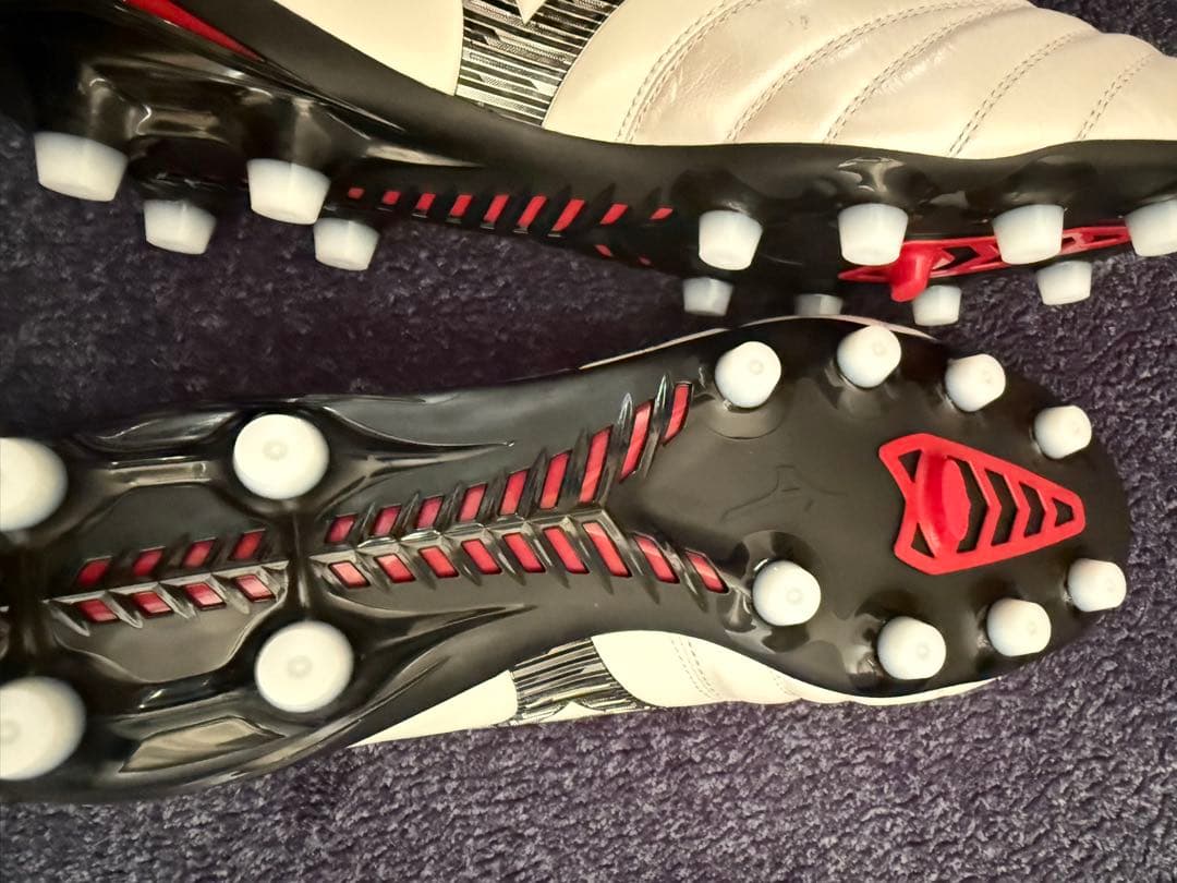 a*e様 Mizuno モレリアネオ4 ホワイト　26.5 新品未使用