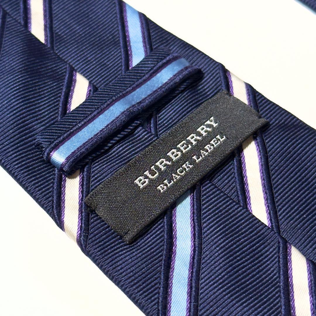 【美品】 Burberry バーバリー ストライプ柄 ネイビー系 ネクタイ