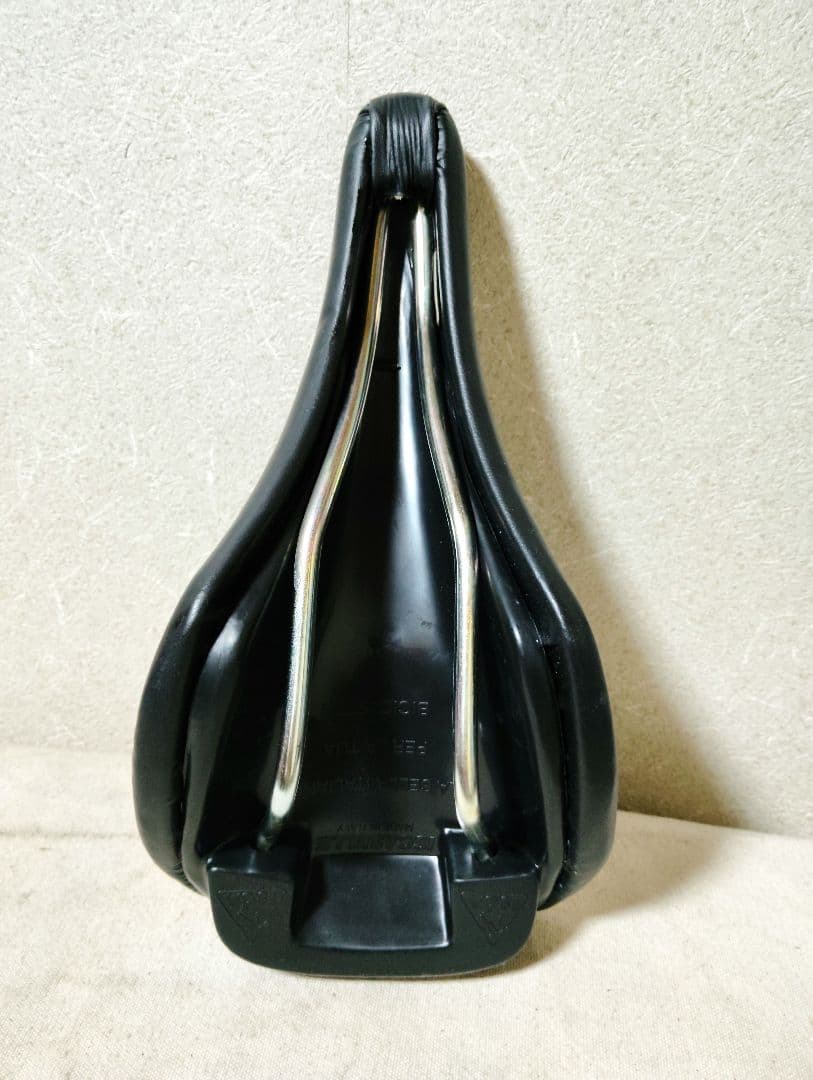 稀少新品 イスカセラサドル 80年代90年代 イタリア製
