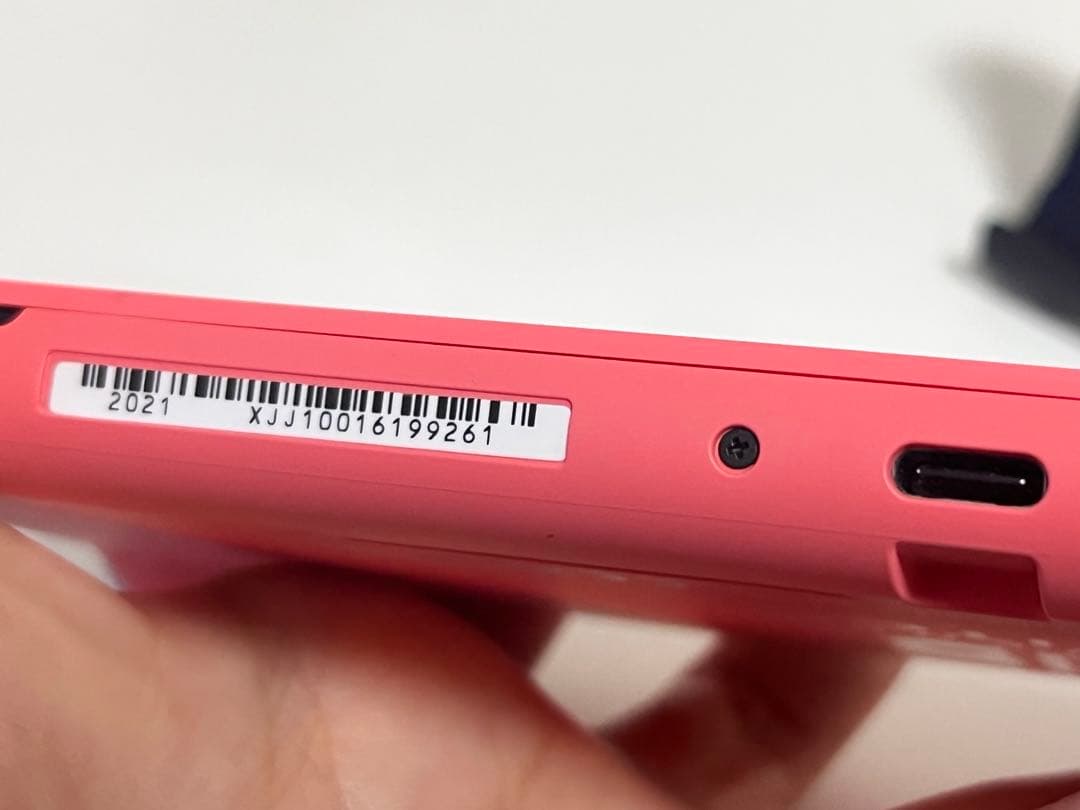 【美品】Nintendo Switch Lite コーラル 本体 充電器付き