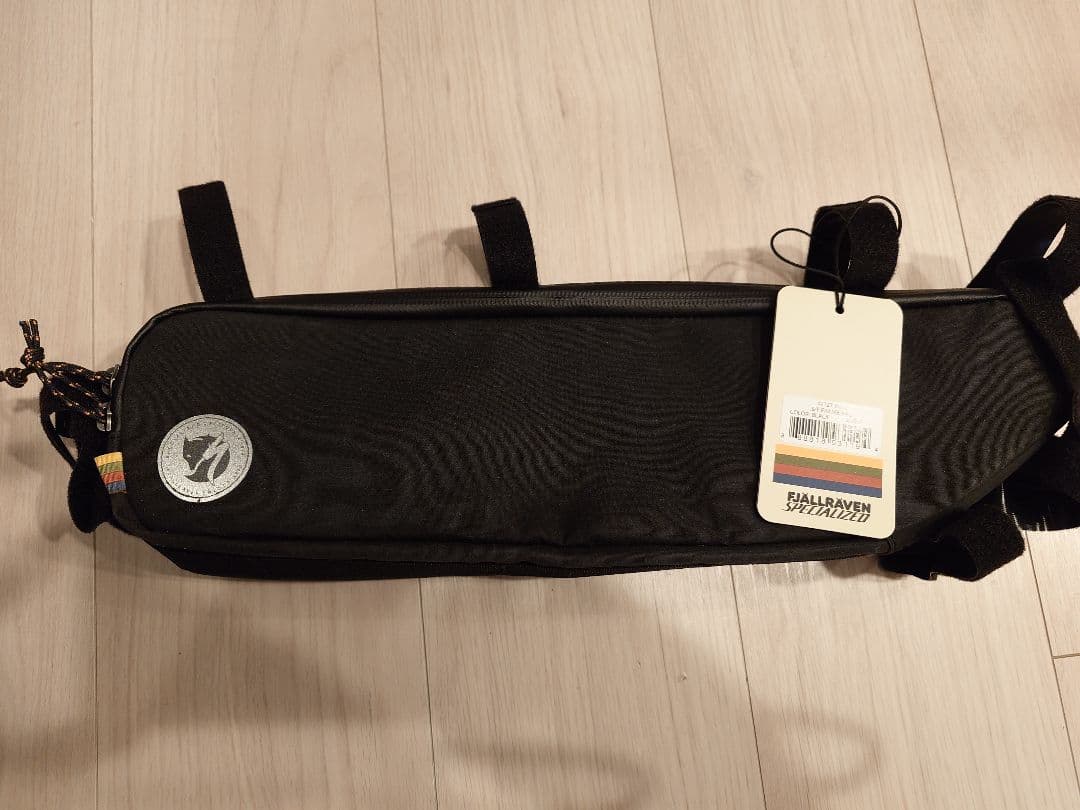 [激レア]FJÄLLRÄVEN × SPECIALIZED フレームバッグS 黒