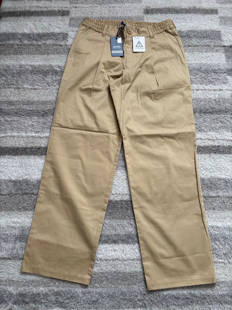 新品未使用品　muta ベージュ パンツ サイズ6(L)