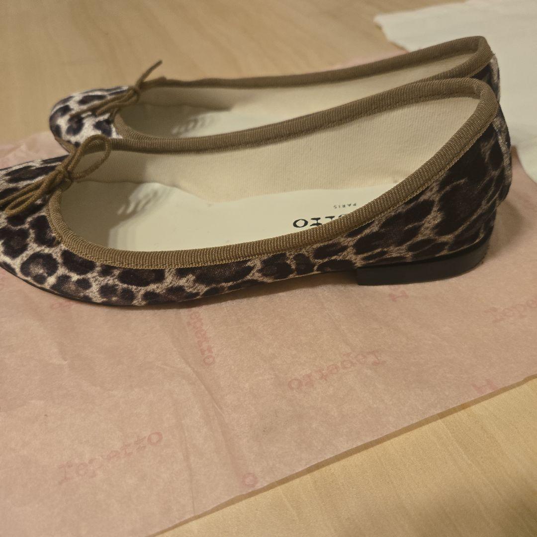 Repetto　雅姫さん×レペット　レオパード柄サンドリオン