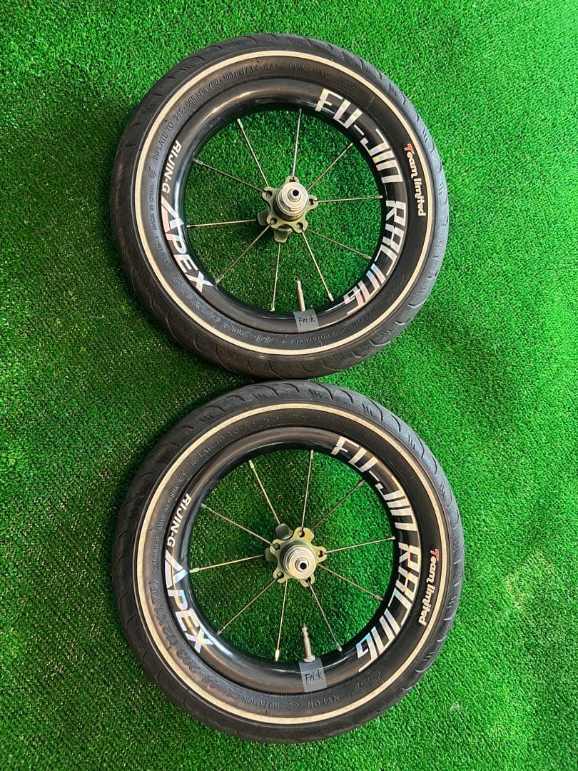 FUJINRACING™+GOKISO® カーボンホイールAPEX 12インチ