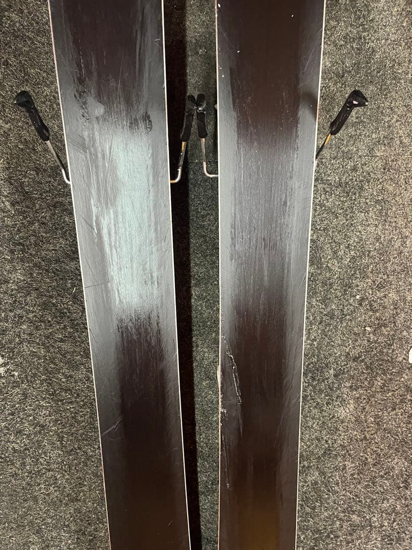 スキー板　SALOMON QST99 181cm