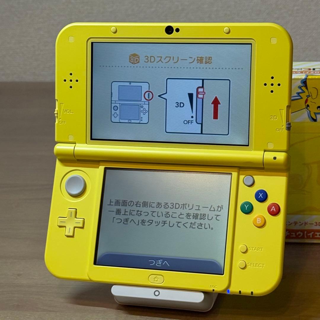 6-204 Newニンテンドー3DS LL ピカチュウ【イエロー】箱付き 美品