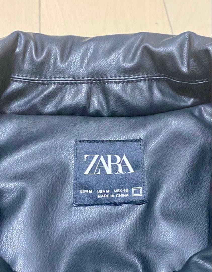 ZARA フェイクレザー　パフジャケット