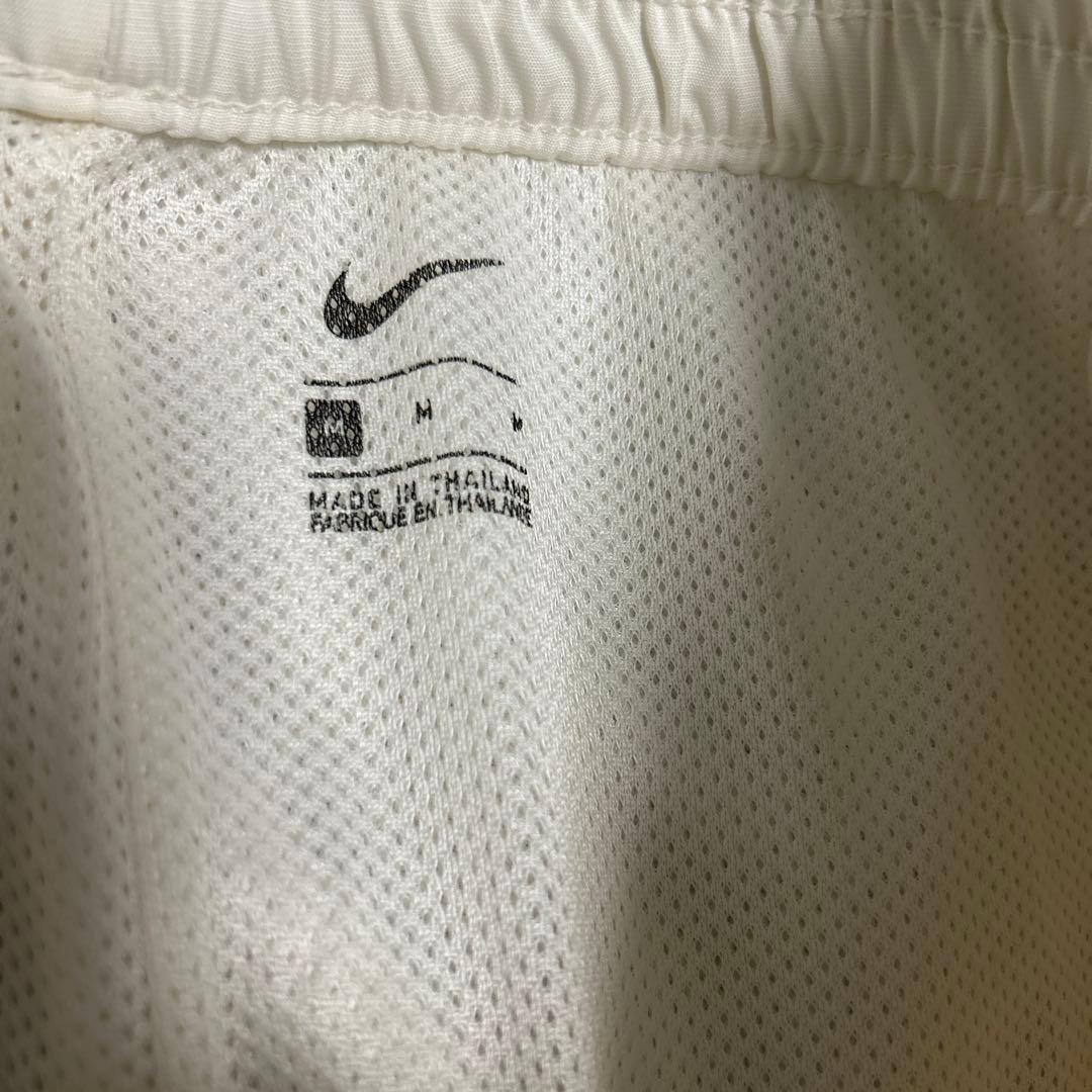 Nike フリース ショートパンツ ホワイト　　　　メンズMサイズ