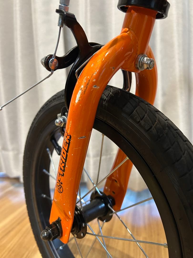 STRIDER ストライダー 14x 14インチ オレンジ キックスタンド付き