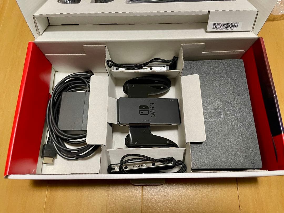 ※*ん様 Nintendo Switch グレー 本体