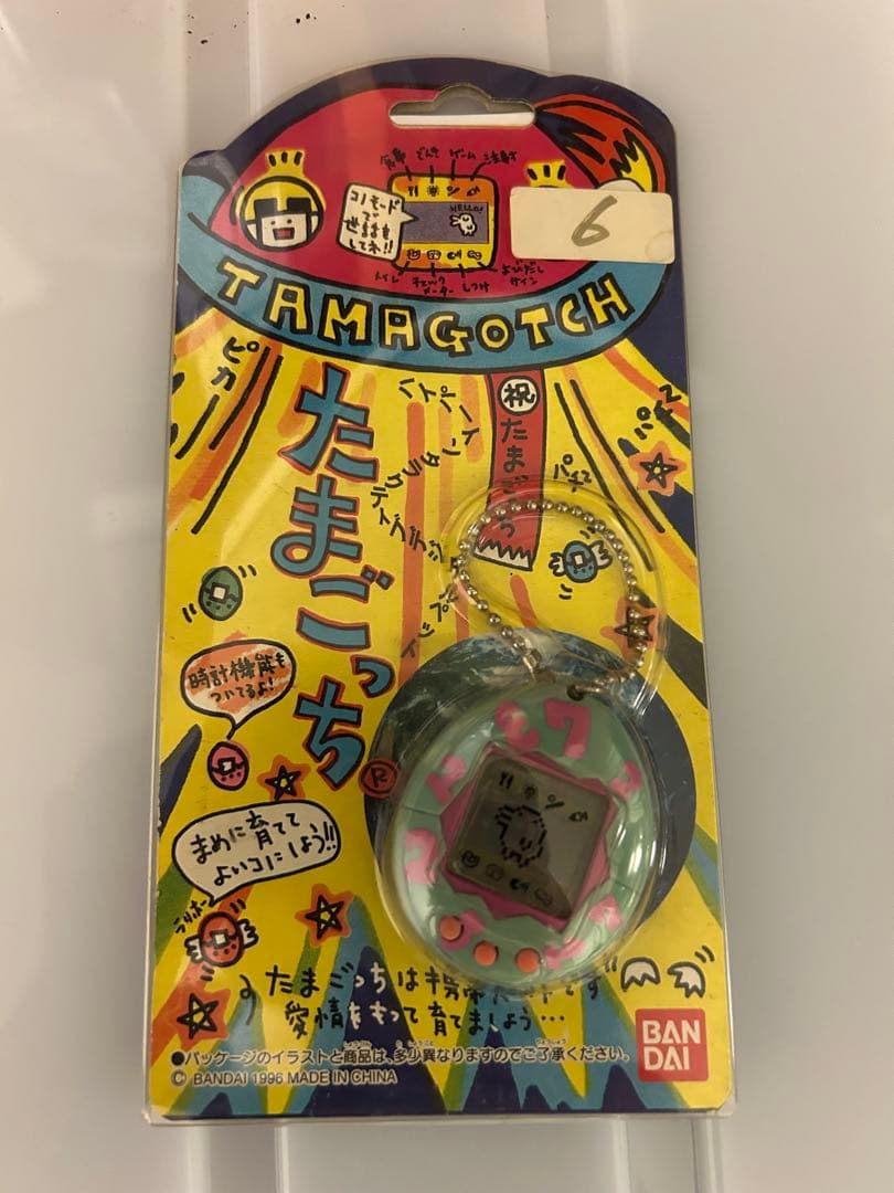 初代　たまごっち