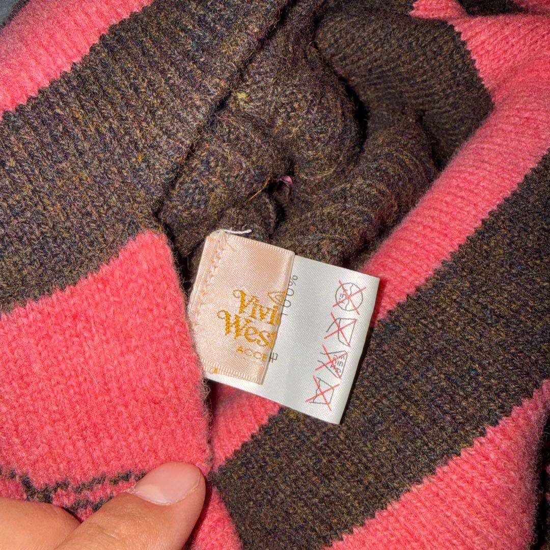 ☆即完売品☆ 廃盤型 vivienne westwood 耳当て付きニット帽