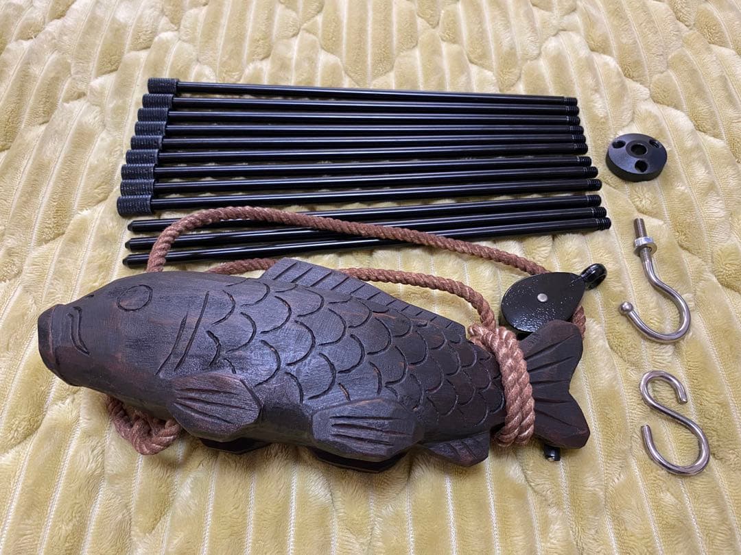 レトロ　囲炉裏で鍋を吊るす魚　キャンプ仕様