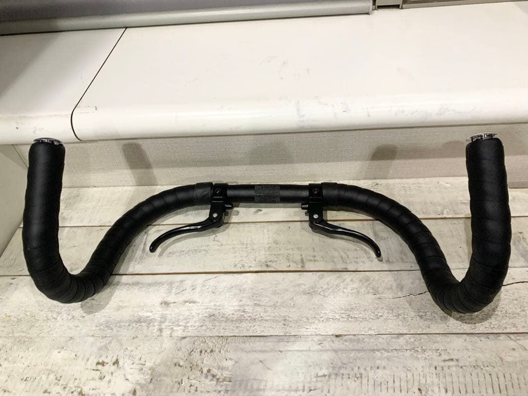 ◆FUJI（フジ）ピスト完成車外し品（ドロップハンドル＋ブレーキレバー）