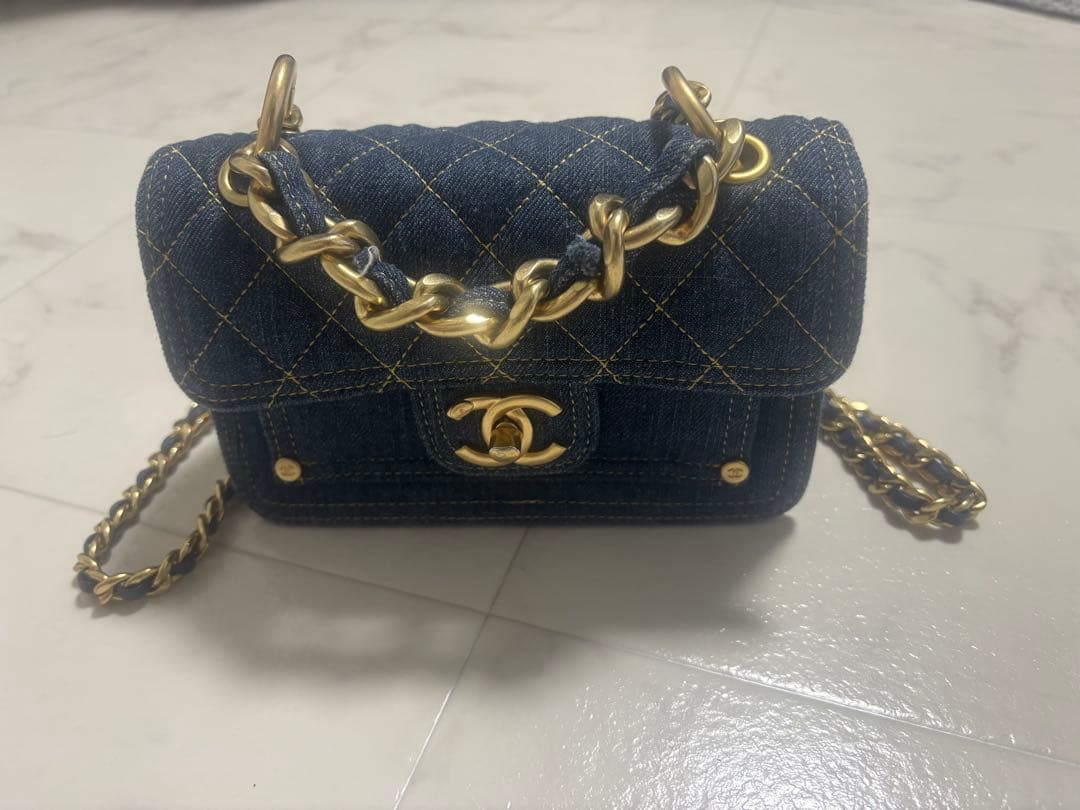 CHANEL デニムキルティングバッグノベルティ