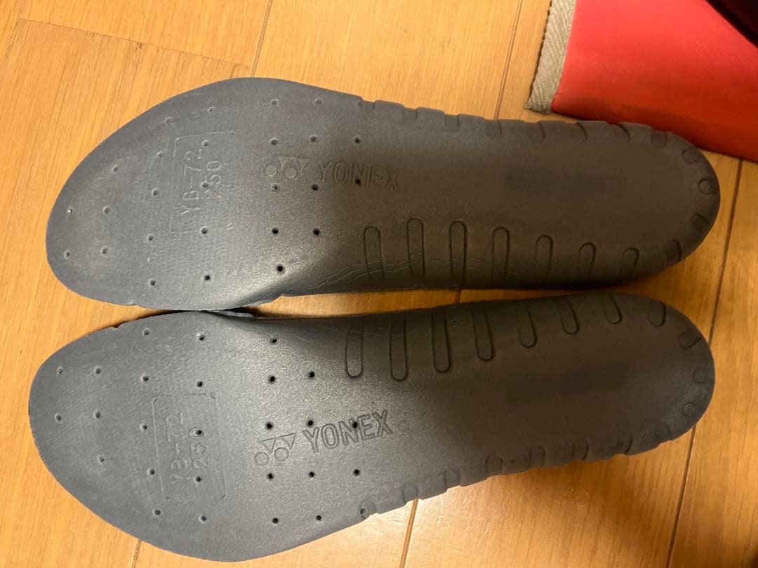レッド YONEX ヨネックス バドミントン シューズ コンフォートz3