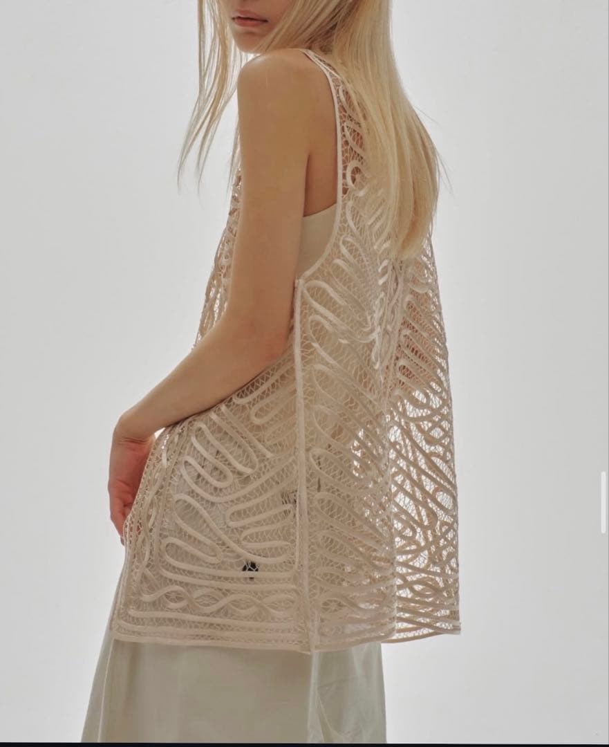 トップス todayful Embroidery Middle Vest