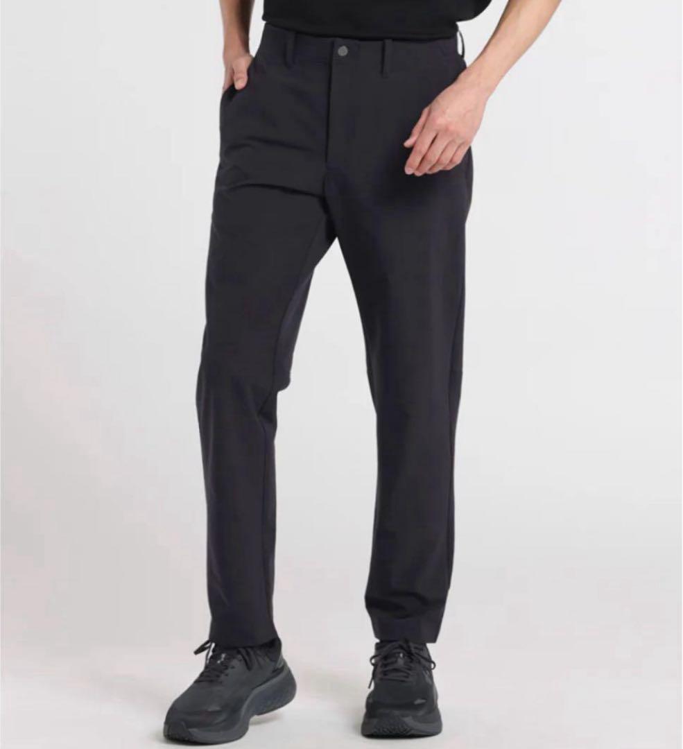 DESCENTEデサント MOVE SPORTS テーパードパンツ Sサイズ