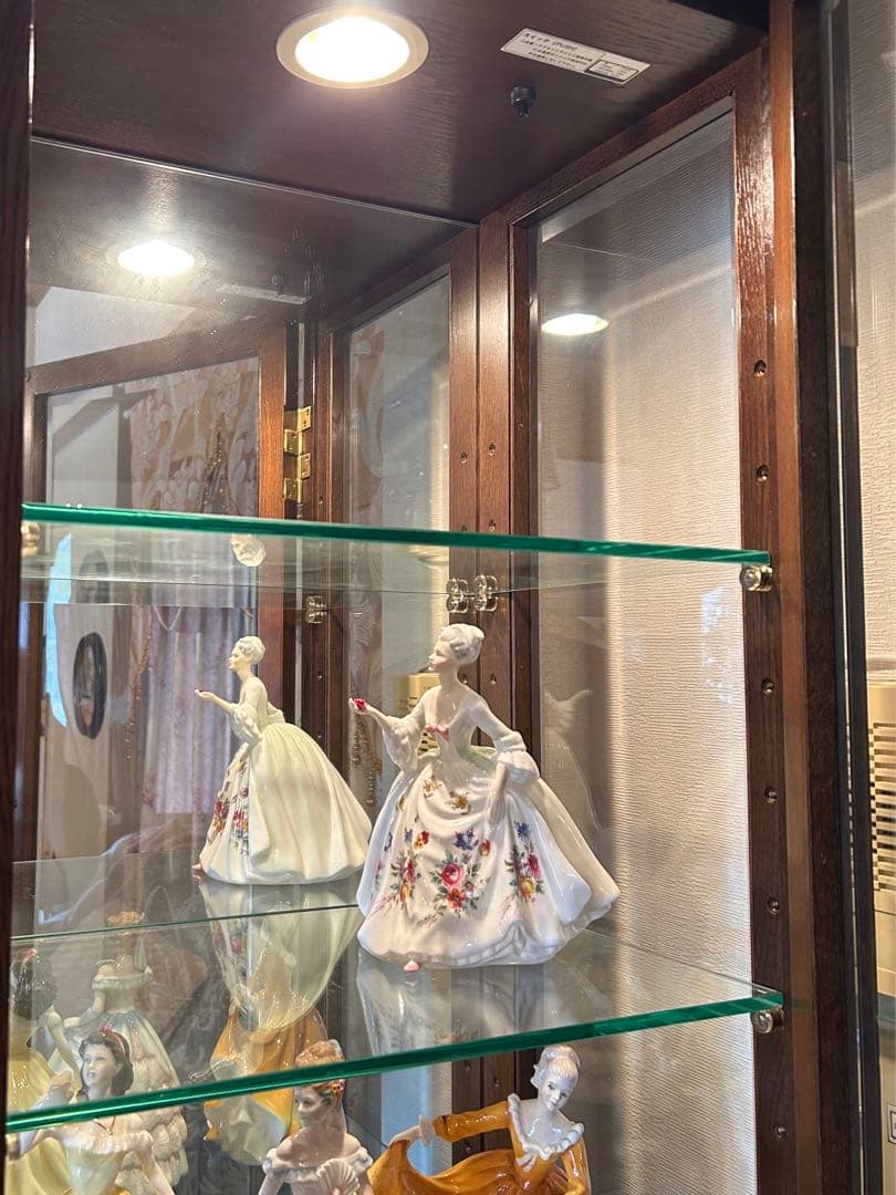 専用ドマーニ カリモク 飾り棚　キャビネット　美品