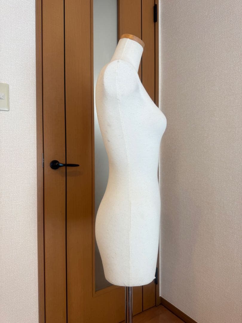 ReBody PE マネキン トルソー Mサイズ 木製ベース付き