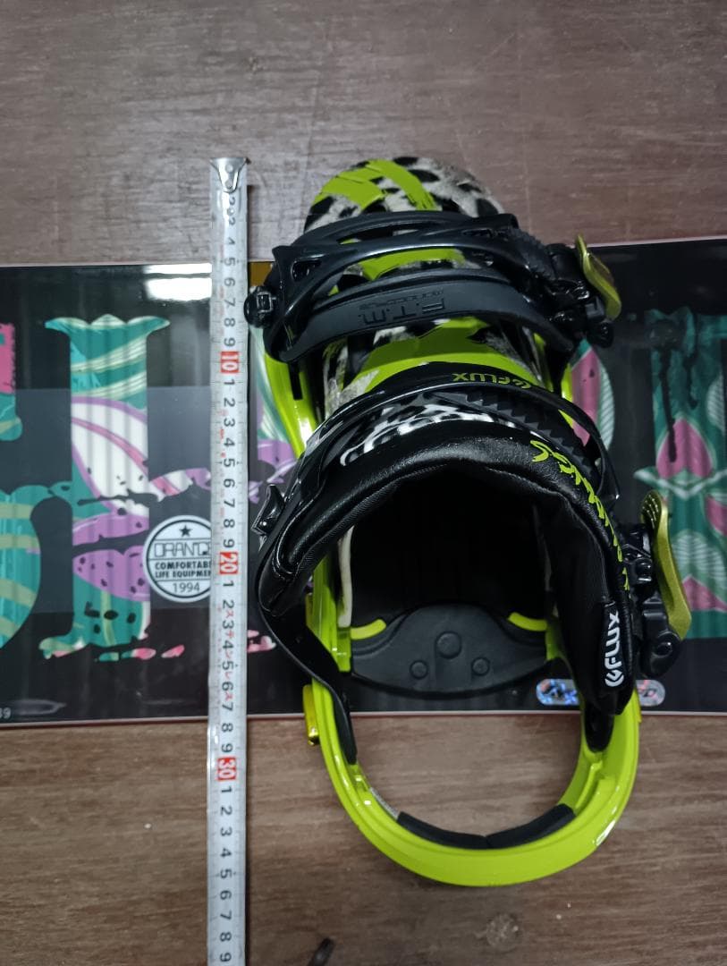 値下げ　～スノボ板　YONEX　PARK SHREW ビンディング付